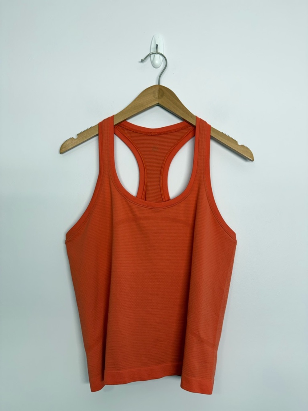 Lululemon Swiftly Tech Racerback Tank Top 2.0 *Race Length Warm Coral Size 8